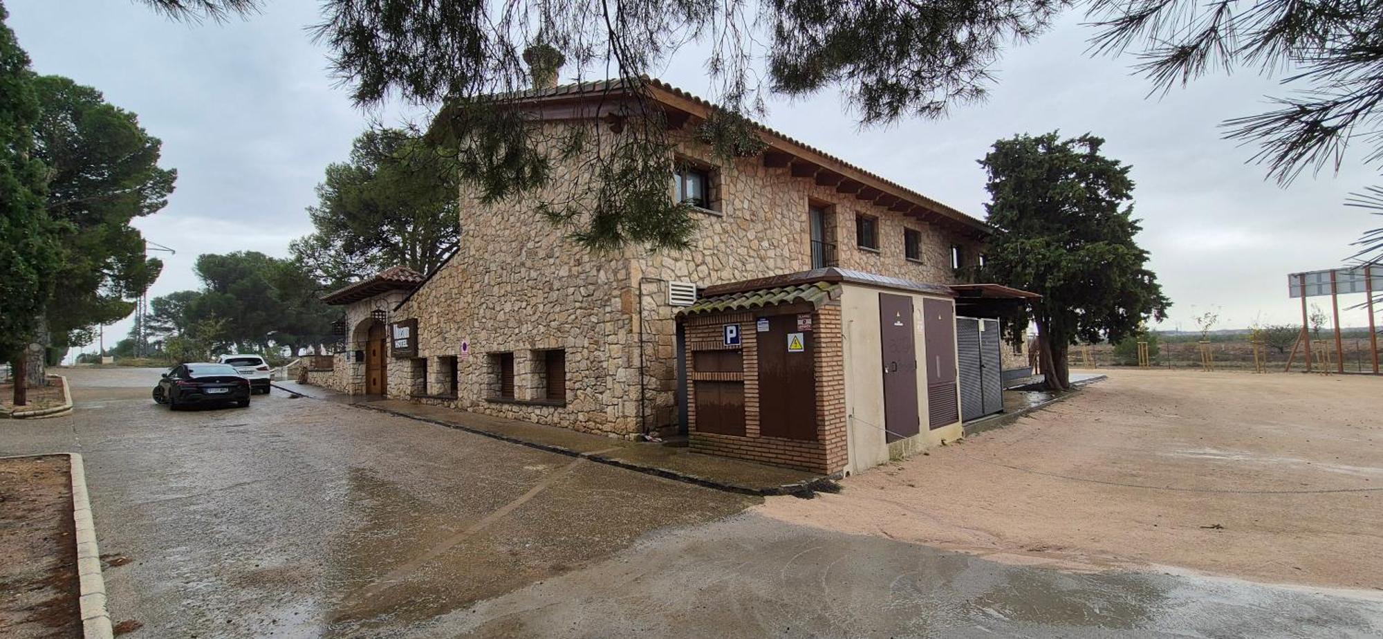 Vineam Hotel La Muela  Exterior photo